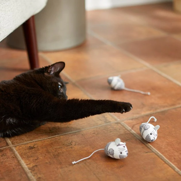 STAR WARS STORMTROOPER Plush Mice Cat Toy with Catnip, 3 count 3 STAR WARS STORMTROOPER Plush Mice Cat Toy with Catnip, 3 count - Image 3