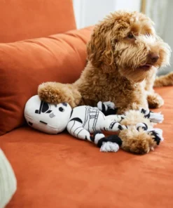 STAR WARS STORMTROOPER Plush with Rope Squeaky Dog Toy 5 STAR WARS STORMTROOPER Plush with Rope Squeaky Dog Toy -STAR WARS Shop 221021 PT2. SY630 V1612364888