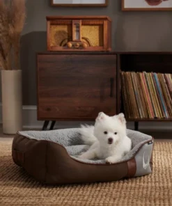 STAR WARS THE MANDALORIAN Bolster Dog & Cat Bed