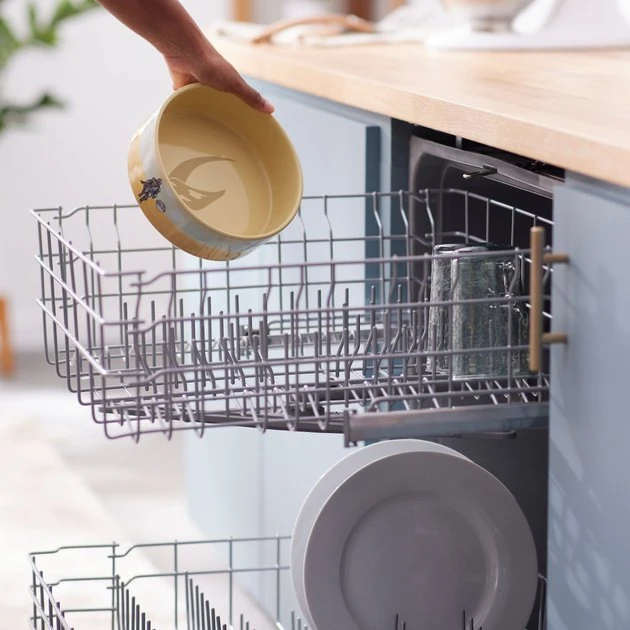 STAR WARS THE MANDALORIAN & CHILD Desert Non-Skid Ceramic Dog & Cat Bowl 6 STAR WARS THE MANDALORIAN & CHILD Desert Non-Skid Ceramic Dog & Cat Bowl - Image 6