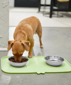 STAR WARS THE MANDALORIAN GROGU Nom Nom Silicone Dog & Cat Food Mat -STAR WARS Shop 291446 PT2. SY630 V1633979536