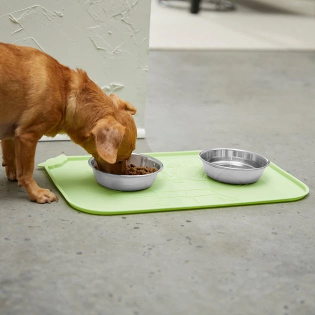 STAR WARS THE MANDALORIAN GROGU Snack Silicone Dog & Cat Food Mat 3 STAR WARS THE MANDALORIAN GROGU Snack Silicone Dog & Cat Food Mat - Image 3