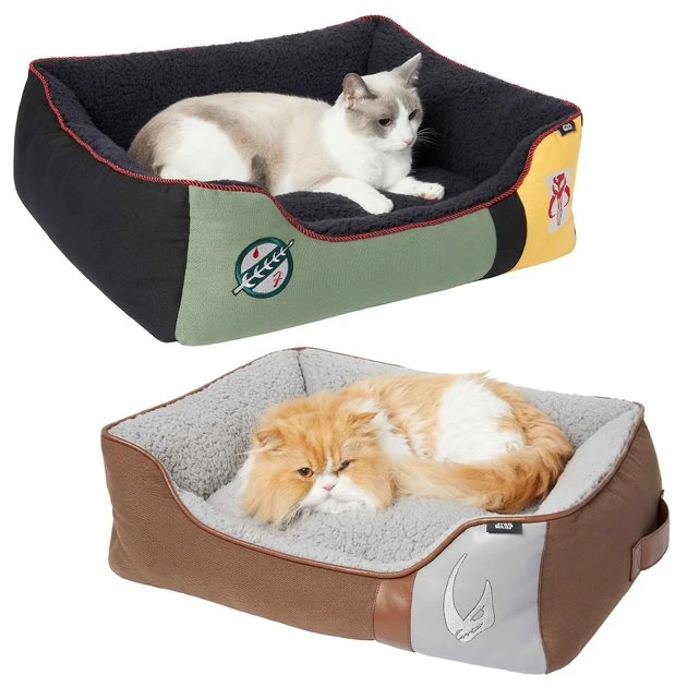 STAR WARS BOBA FETT Bolster + THE MANDALORIAN Bolster Dog & Cat Bed 1 STAR WARS BOBA FETT Bolster + THE MANDALORIAN Bolster Dog & Cat Bed