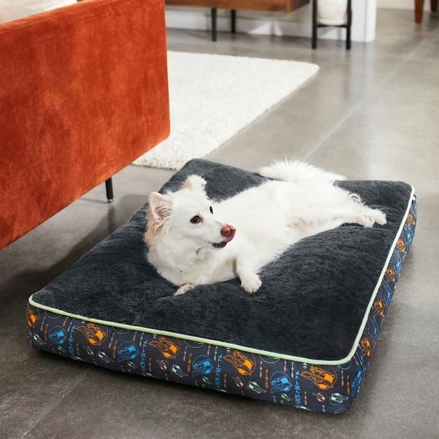 STAR WARS THE MANDALORIAN GROGU Pillow + THE MANDALORIAN GROGU Bolster Cat & Dog Bed, Large 5 STAR WARS THE MANDALORIAN GROGU Pillow + THE MANDALORIAN GROGU Bolster Cat & Dog Bed, Large - Image 5